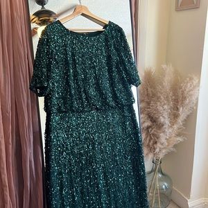 Adrianna Papell Green Sequin Gown Size 20W